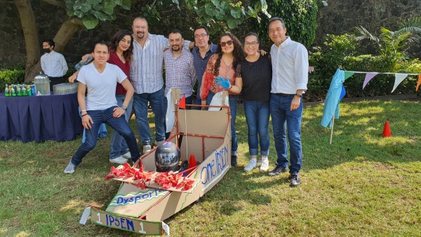 Motivación de equipos4; actividades físicas de integración.